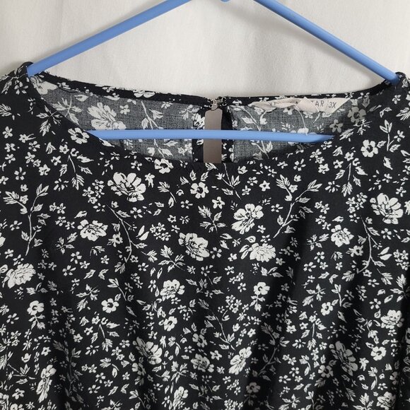 Vanilla Star Blouse Rayon Floral Black White tie waist BOHO frilly puff tasseled - Picture 3 of 11